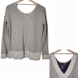 Maurices Womens XS Extra Small Stripe Cut Out V Drop Back Long Sleeve Sweatshirt